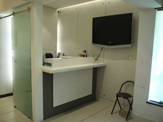 Dr. Nakhoda's Skin Institute